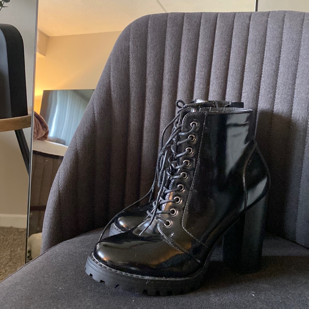 Black heeled booties